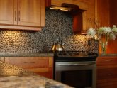 River stone tile backsplash